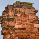 Formaciones geológicas rojizas en los parques de Talampaya e Ischigualasto